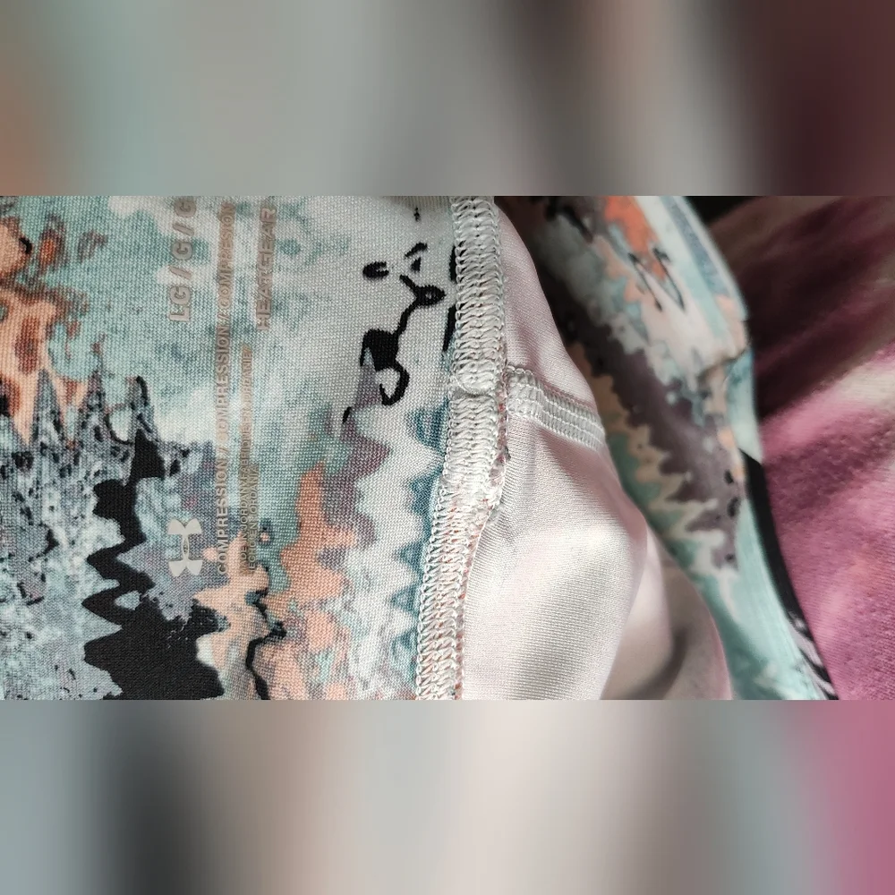 Under Armour Multicolor Abstract Leggings - Picture 5 of 12